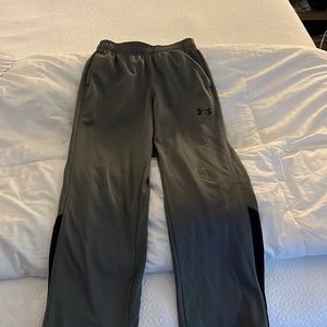 Boys Under Armour Athletic pants